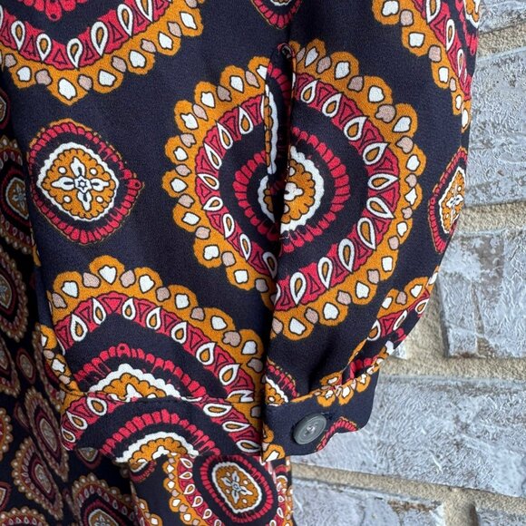 Loft Long Sleeve Ruffle Shoulder Bar Back Medallion Blouse Women's Size XL - Picture 7 of 8